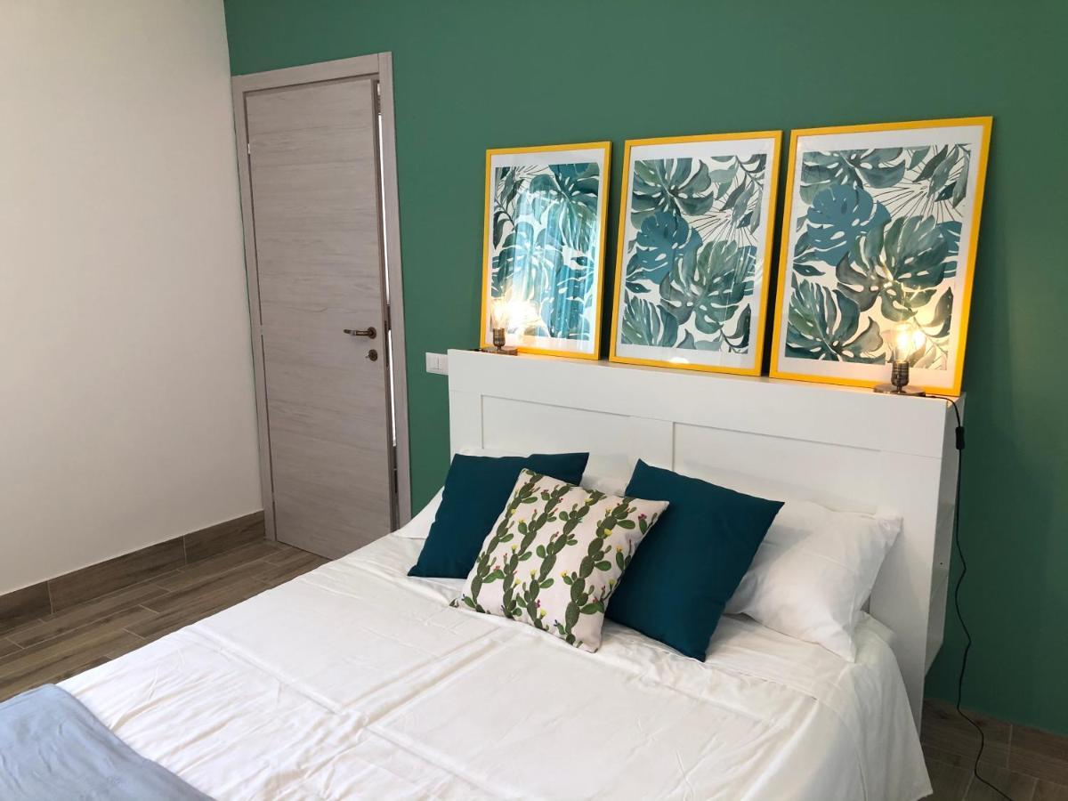 Villetta Gallo B&B Casa Vacanze Humanitas Catania Centro Sicilia Clinica Humanitas 米斯泰尔比安科 外观 照片