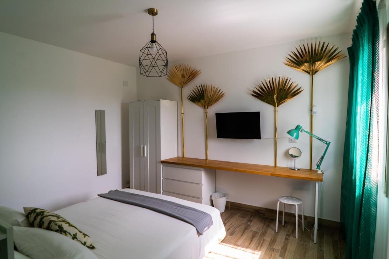 Villetta Gallo B&B Casa Vacanze Humanitas Catania Centro Sicilia Clinica Humanitas 米斯泰尔比安科 外观 照片