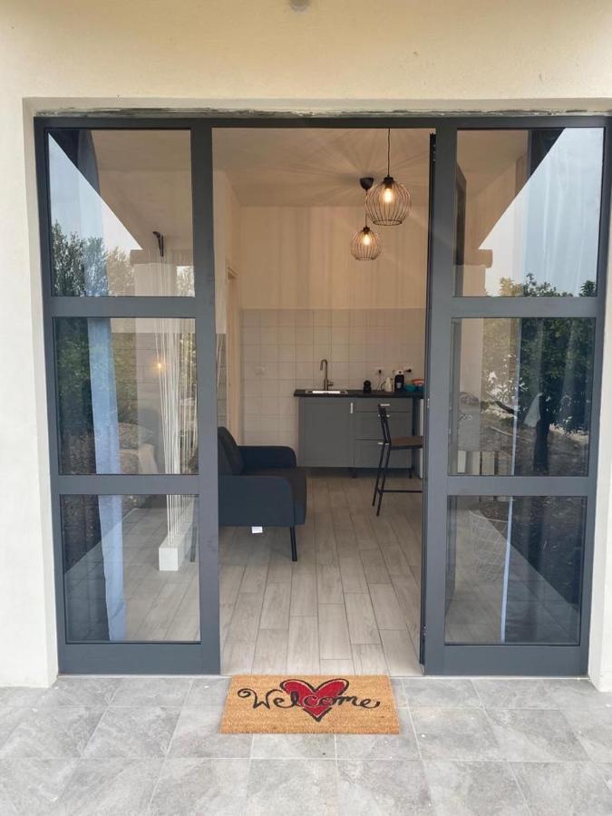 Villetta Gallo B&B Casa Vacanze Humanitas Catania Centro Sicilia Clinica Humanitas 米斯泰尔比安科 外观 照片